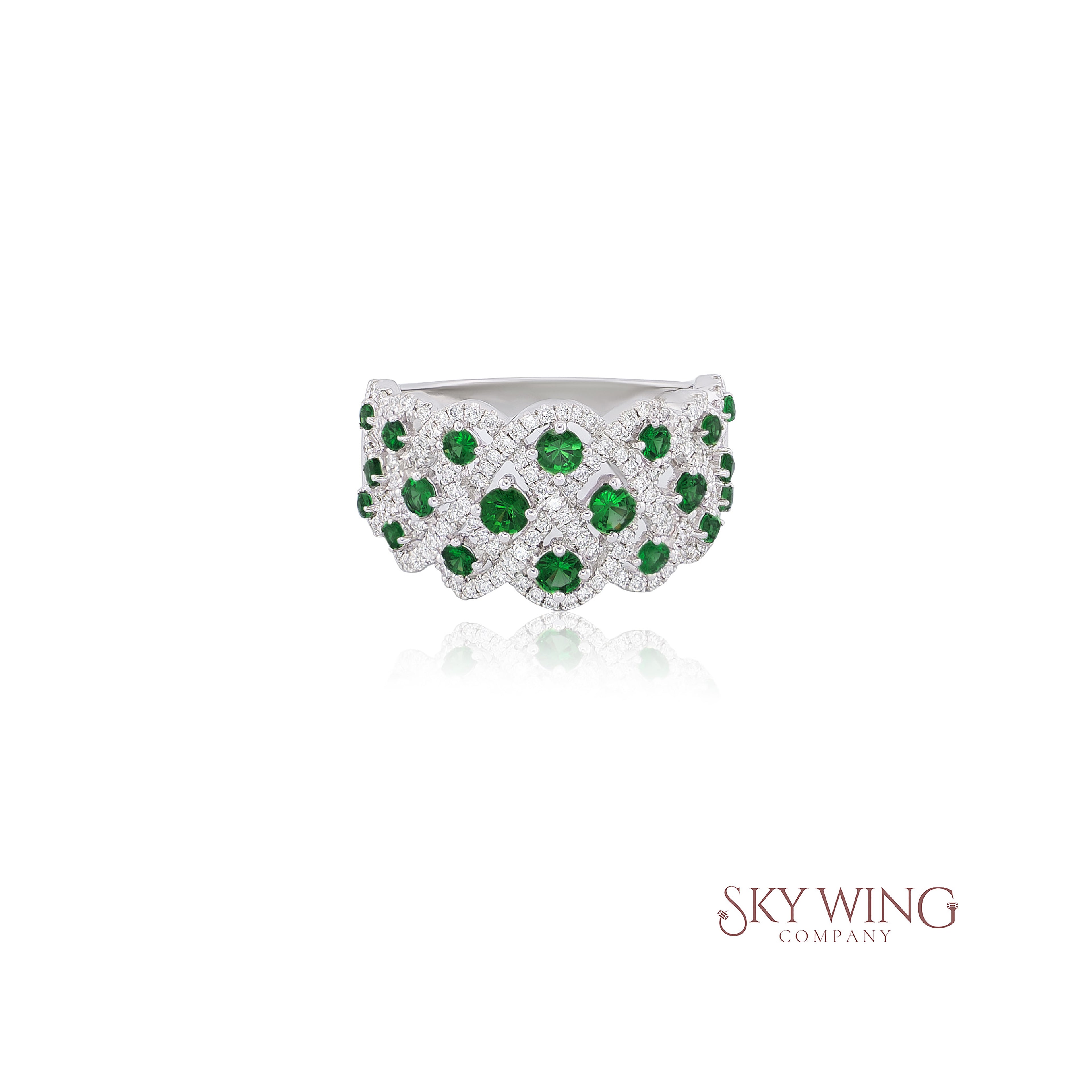 TSAVORITE AND DIAMOND BAND RING