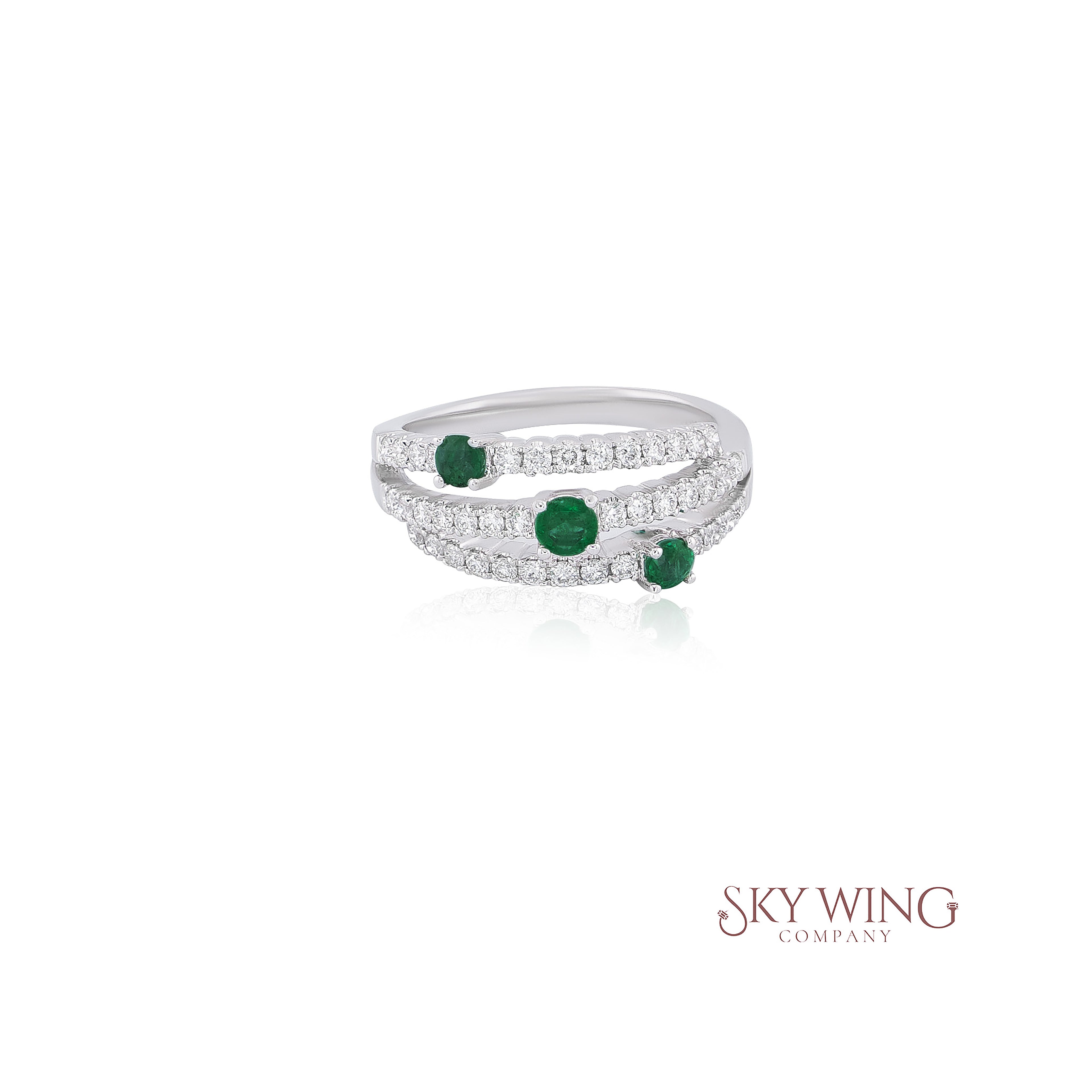DIA: & 3 ROUND EMERALD IN 3 ROWS DIAMOND BAND