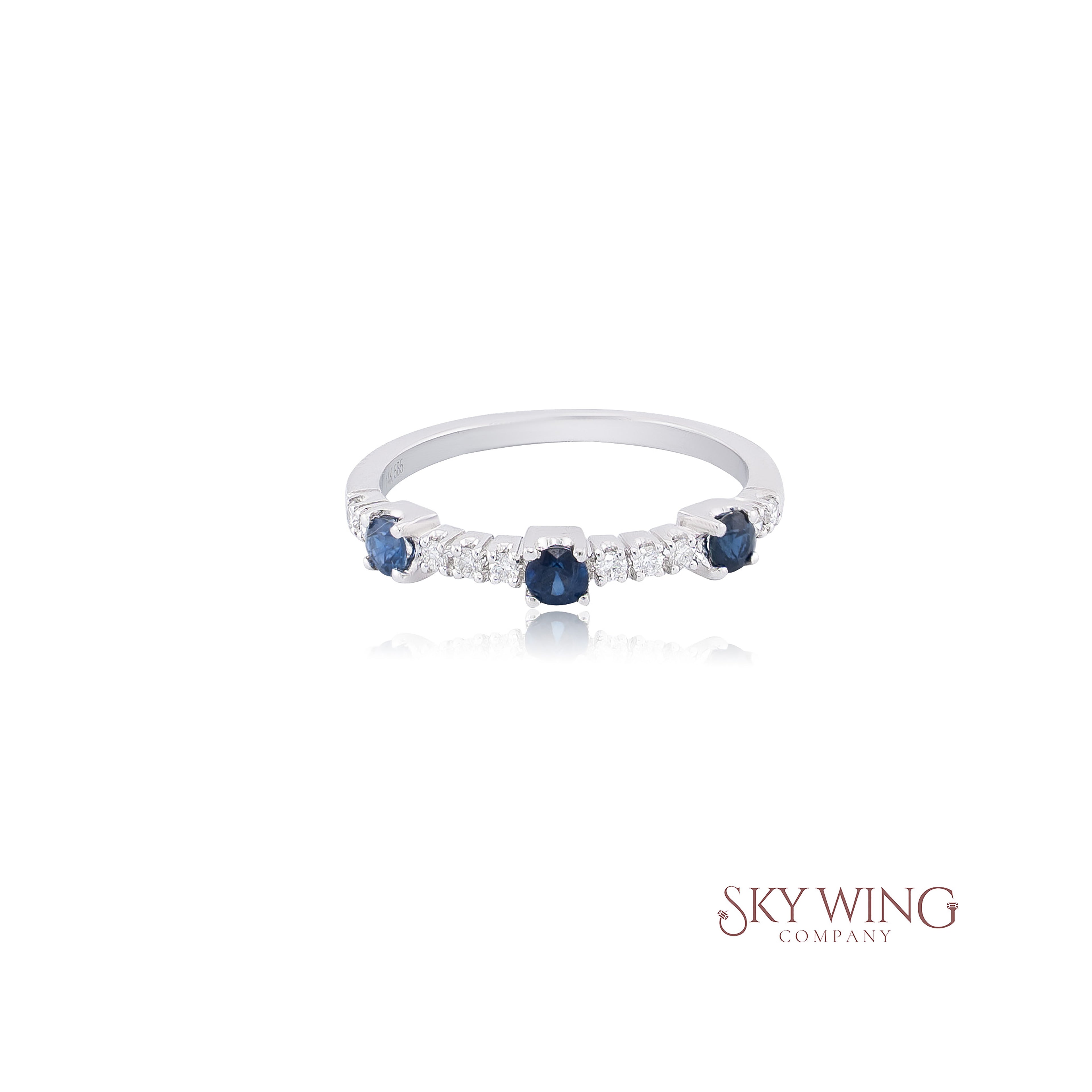 DIA: & 3 ROUND BLUE SAPPHIRE STATION RING