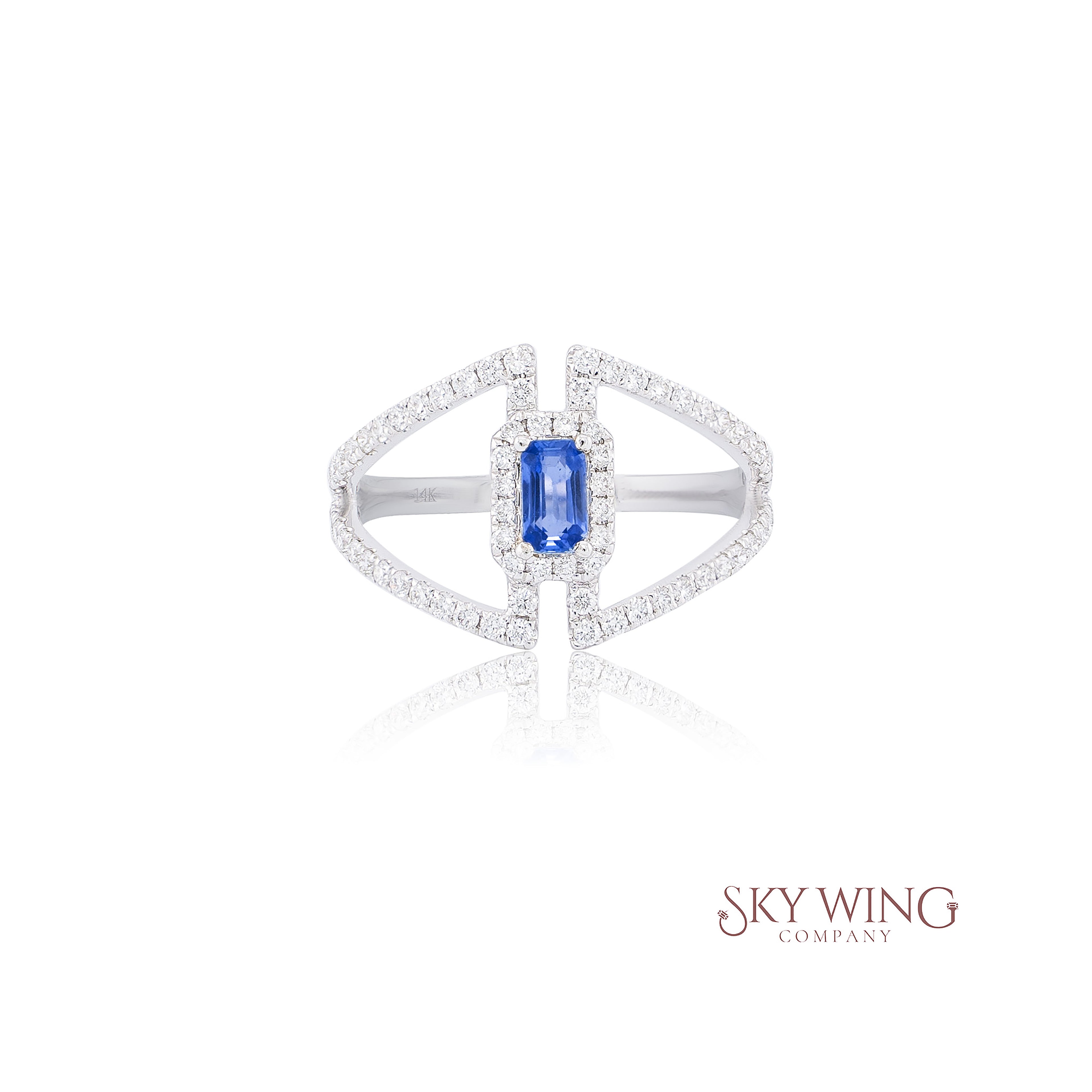 OCTAGON BLUE SAPPHIRE & ROUND DIAMOND RING