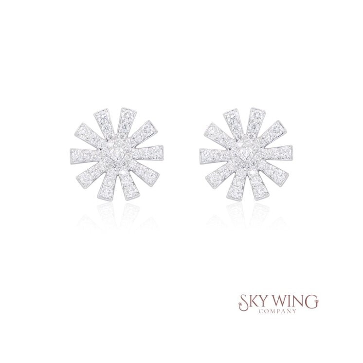 ROUND DIAMOND FLOWER STYLE STUDD EARRINGS