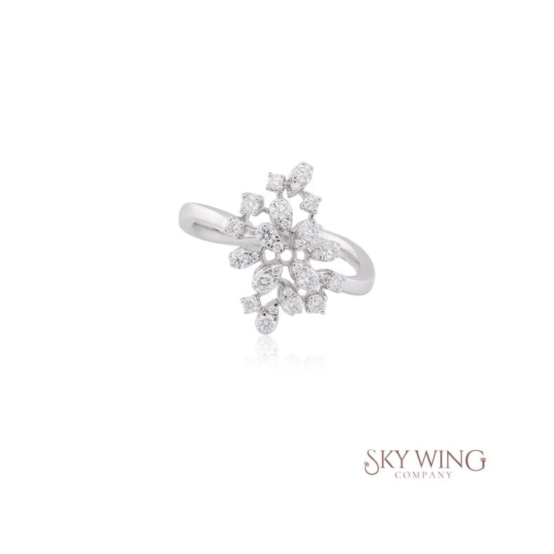 DIAMOND CLUSTER RING