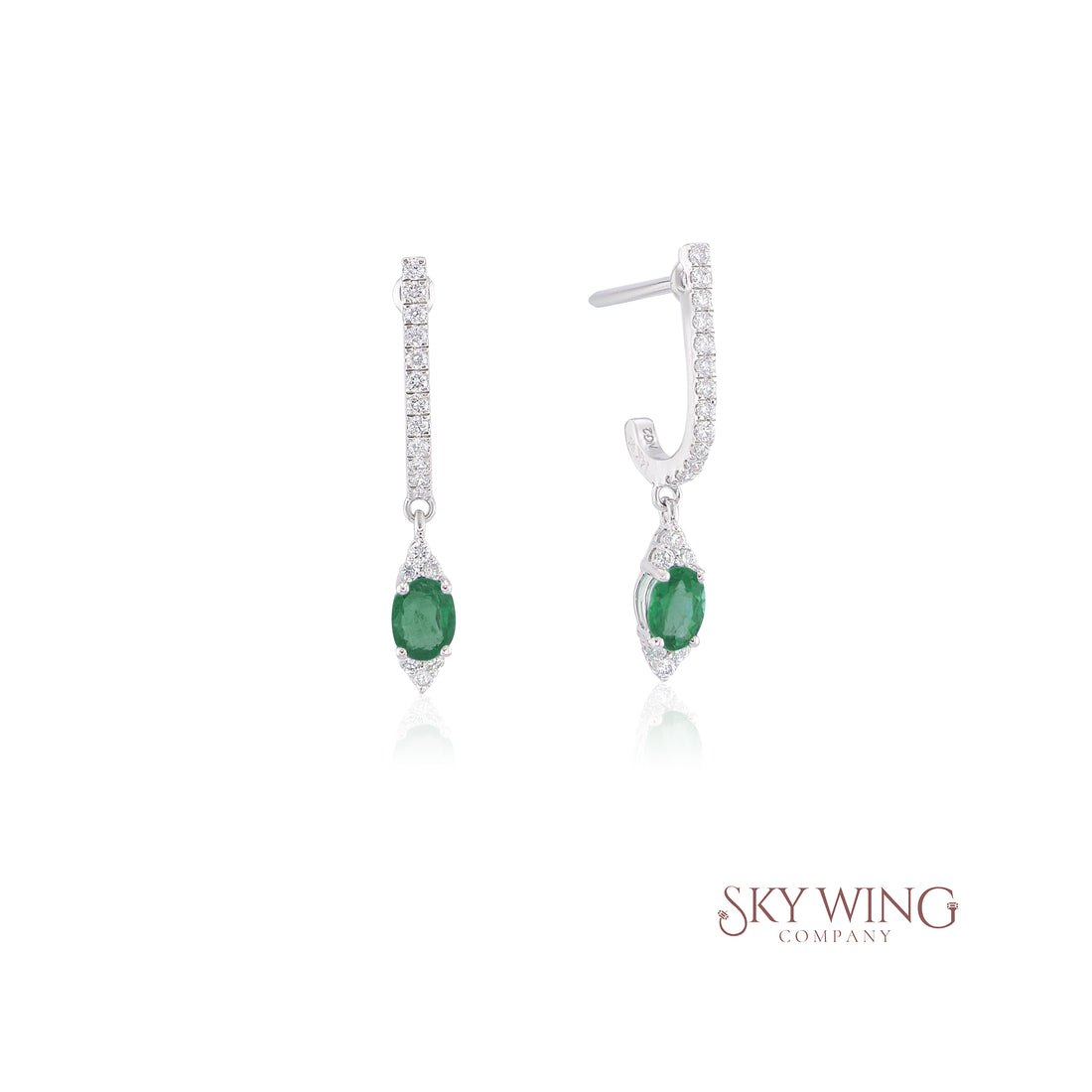 PEAR SHAPED EMERALD AND DIAMOND DANGLER