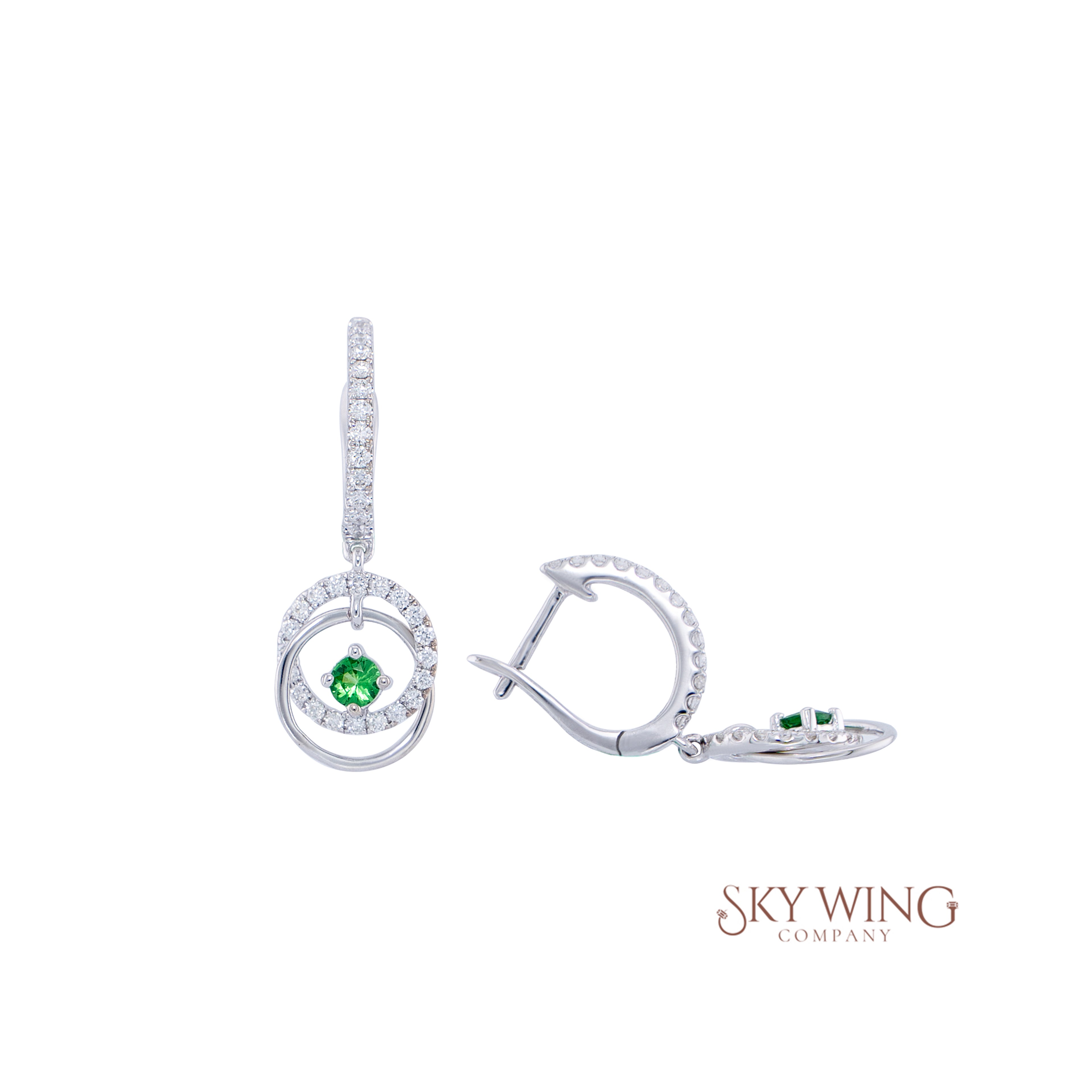 TSAVORITE INTERLOCKING CIRCLE DANGLE EARRING