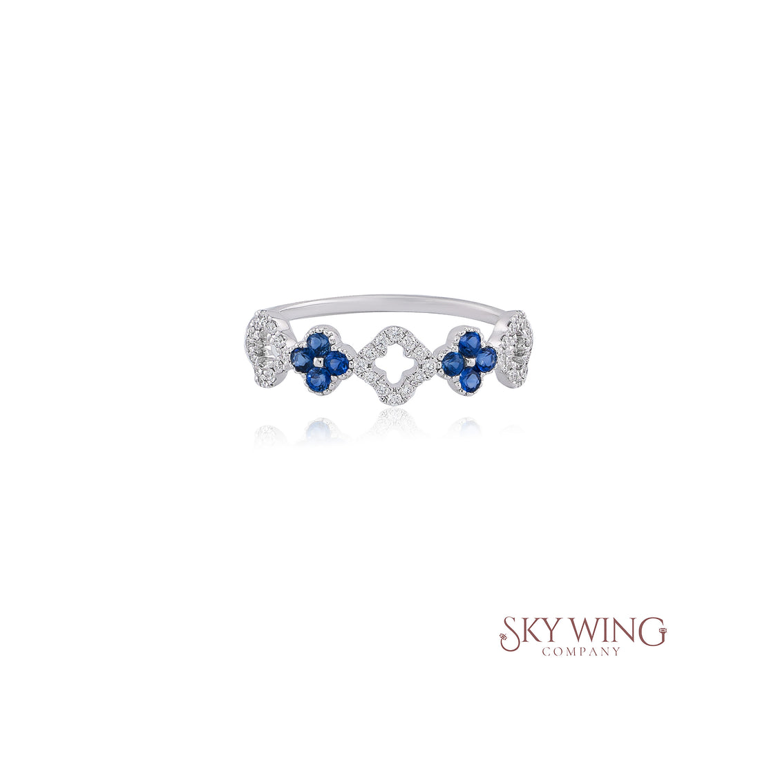 BLUE SAPPHIRE AND DIAMOND CLOVER RING