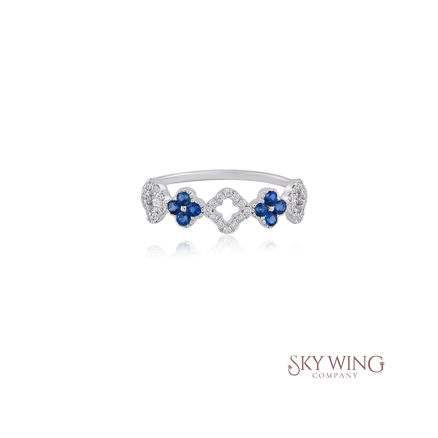BLUE SAPPHIRE AND DIAMOND CLOVER RING
