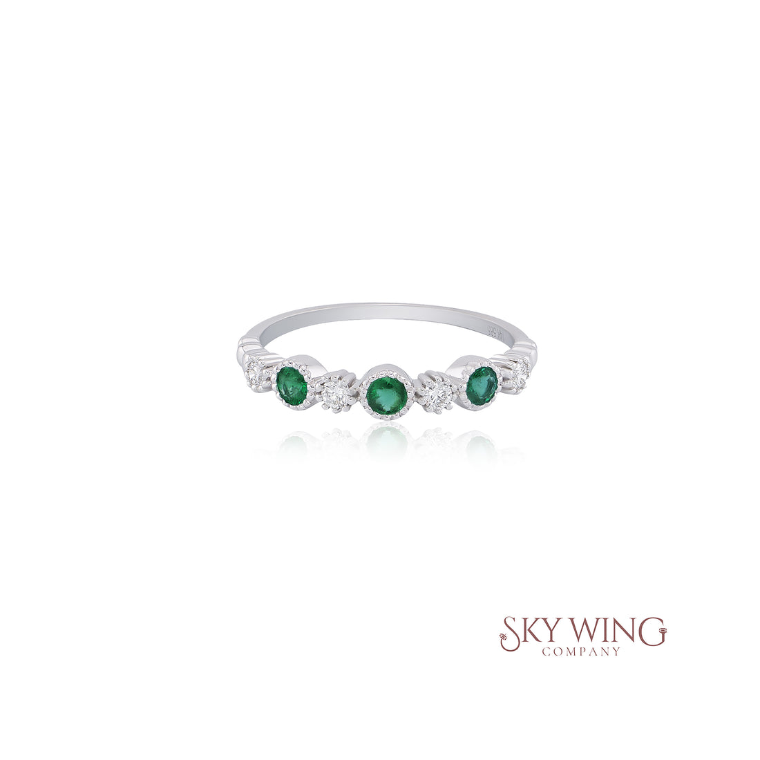 ROUND EMERALD &amp; DIAMOND RING