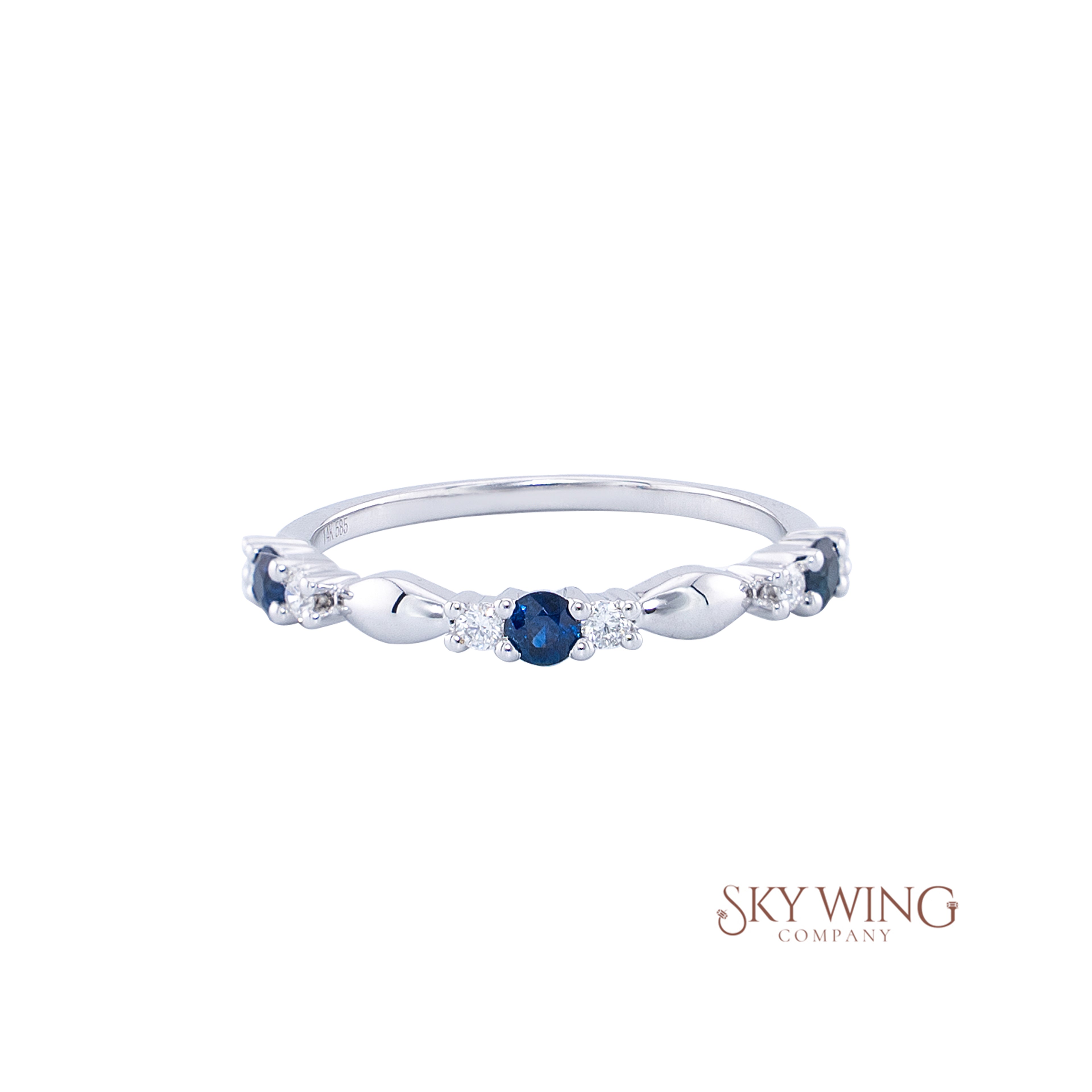 ROUND BLUE SAPPHIRE AND DIAMOND RING