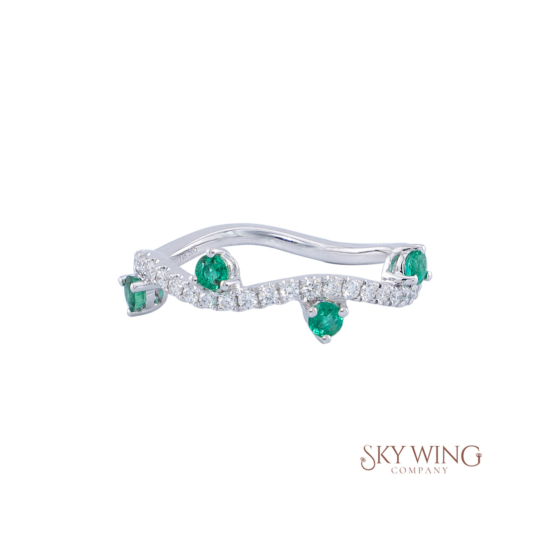 ROUND EMERALD AND DIAMOND TWISTED RING