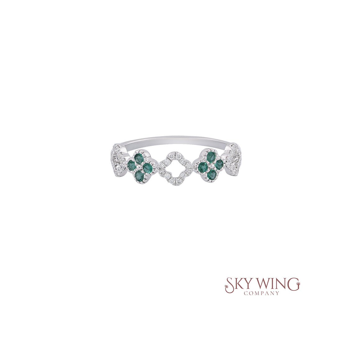 EMERALD AND DIAMOND ROUND CLOVER RING