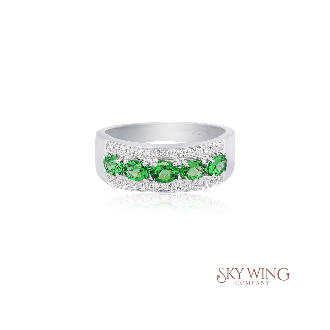 OVAL TSAVORITE AND ROUND DIAMOND 3 LAYER RING