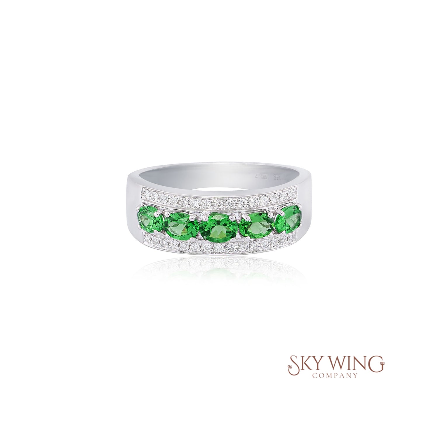 OVAL TSAVORITE AND ROUND DIAMOND 3 LAYER RING