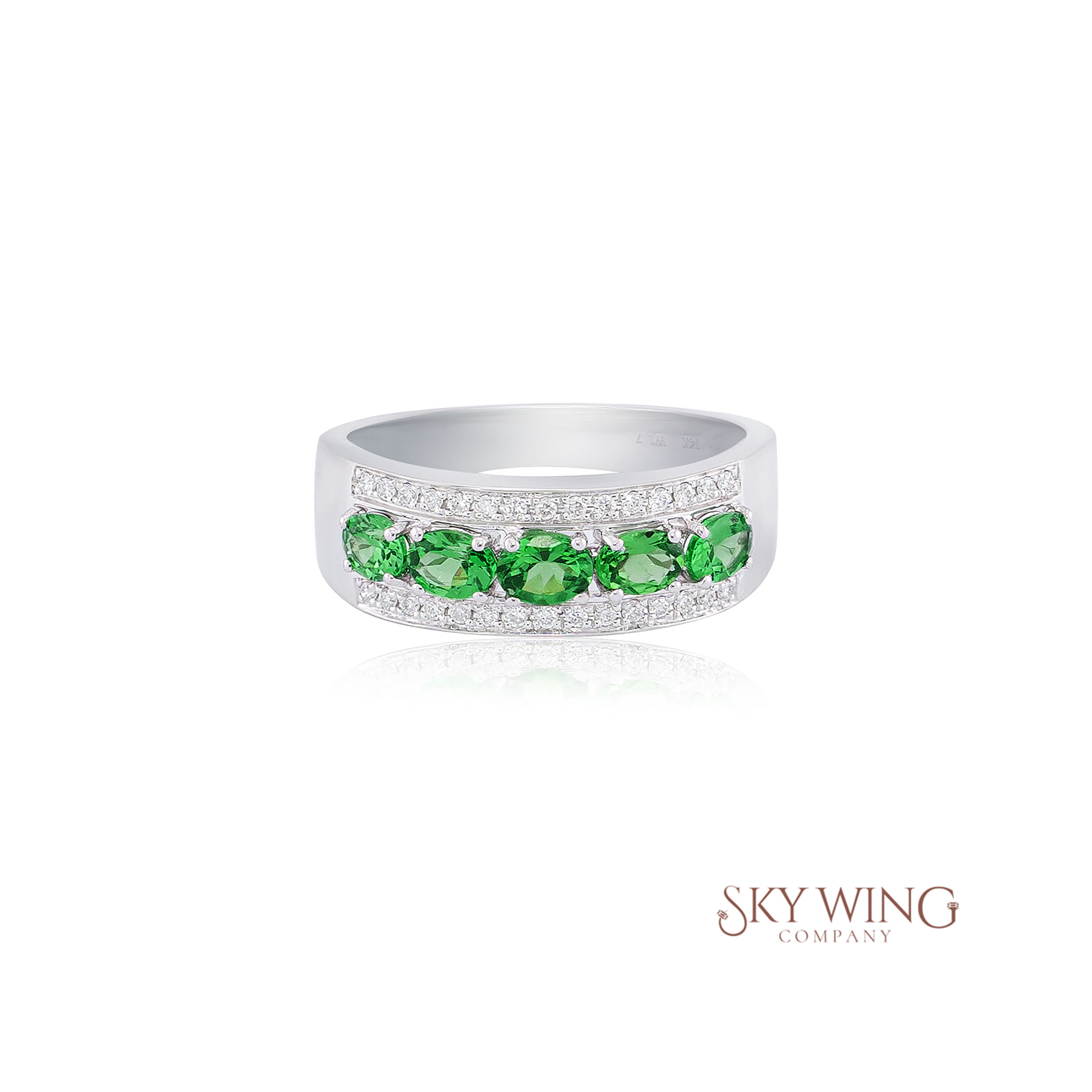 OVAL TSAVORITE AND ROUND DIAMOND 3 LAYER RING